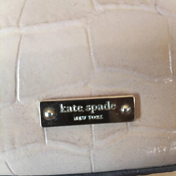 KATE SPADE NEW YORK Knightsbridge Constance Croc Embossed Leather Tote purse - Picture 7 of 11